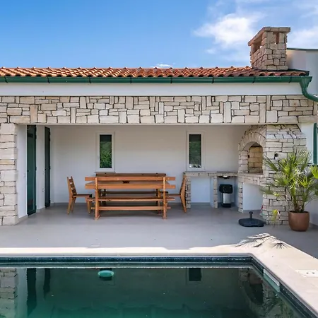 Ferienhaus Awesome In With Outdoor Swimming Pool Krnica