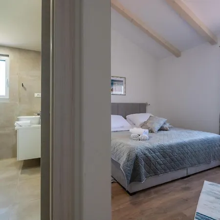 Luxurious In With Private Swimming Pool, Be Inside Or Outside Krnica