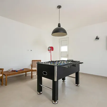 Luxurious In With Private Swimming Pool, Be Inside Or Outside Holiday home *